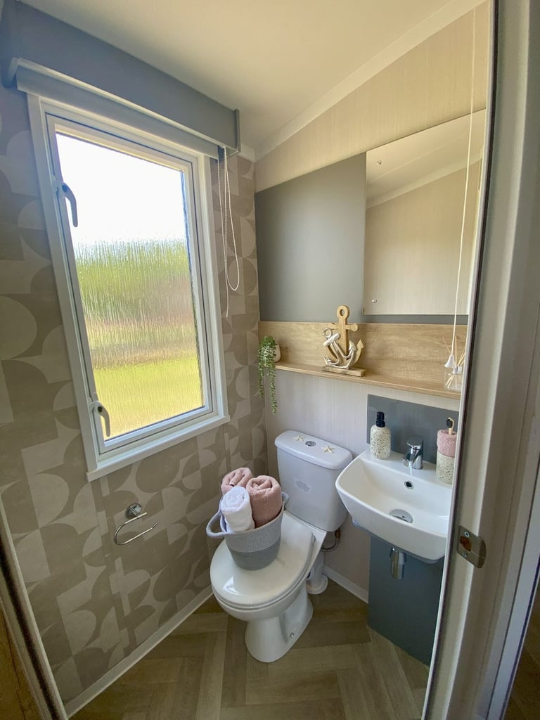 NEW holiday home situated at Abbots Salford, Evesham WR11 8UN