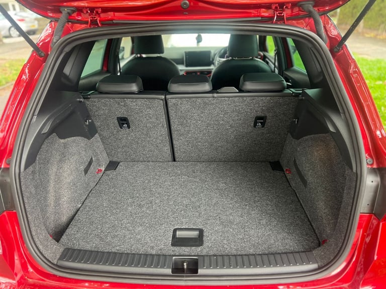 Seat, ARONA, Hatchback, 2024, Semi-Auto, 999 (cc), 5 doors