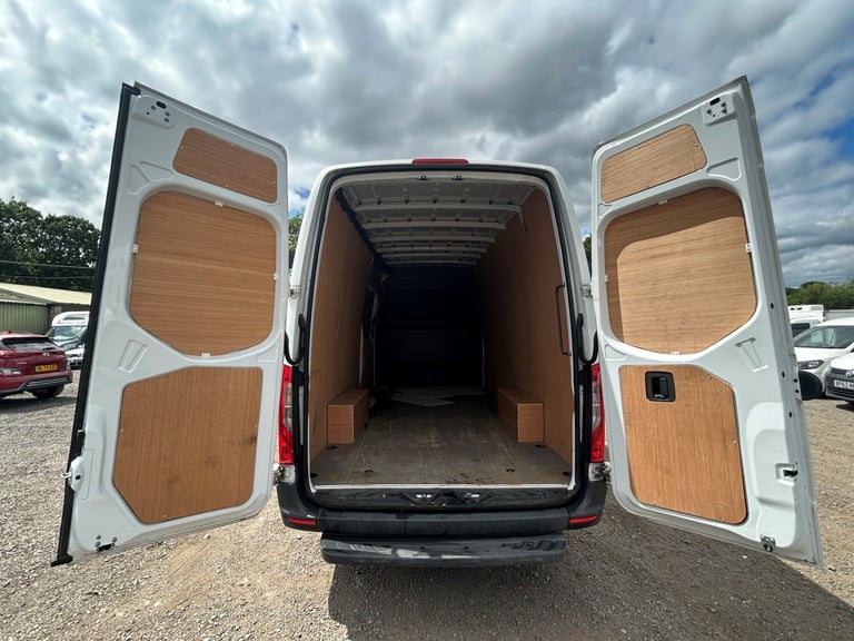 2021 Mercedes-Benz Sprinter 3.5t H2 Progressive Van Panel Van DIESEL Manual