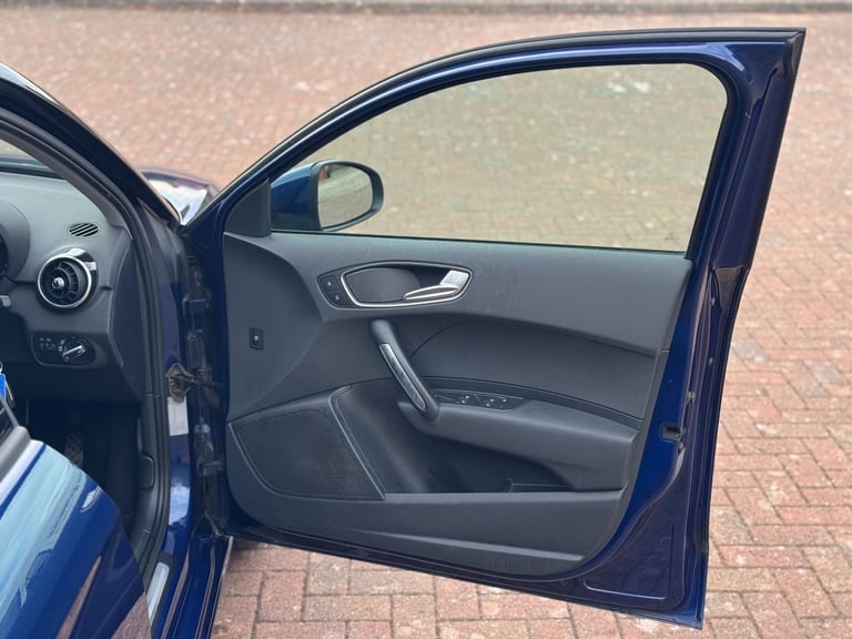 2013 Audi A1 1.2 TFSI Sport Sportback Euro 5 (s/s) 5dr HATCHBACK Petrol Manual