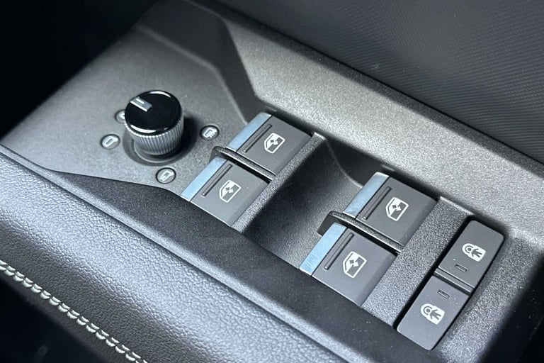 2025 Audi Q4 e-tron 210kW 45 82kWh S Line 5dr Auto [Leather] SUV Electric Automatic