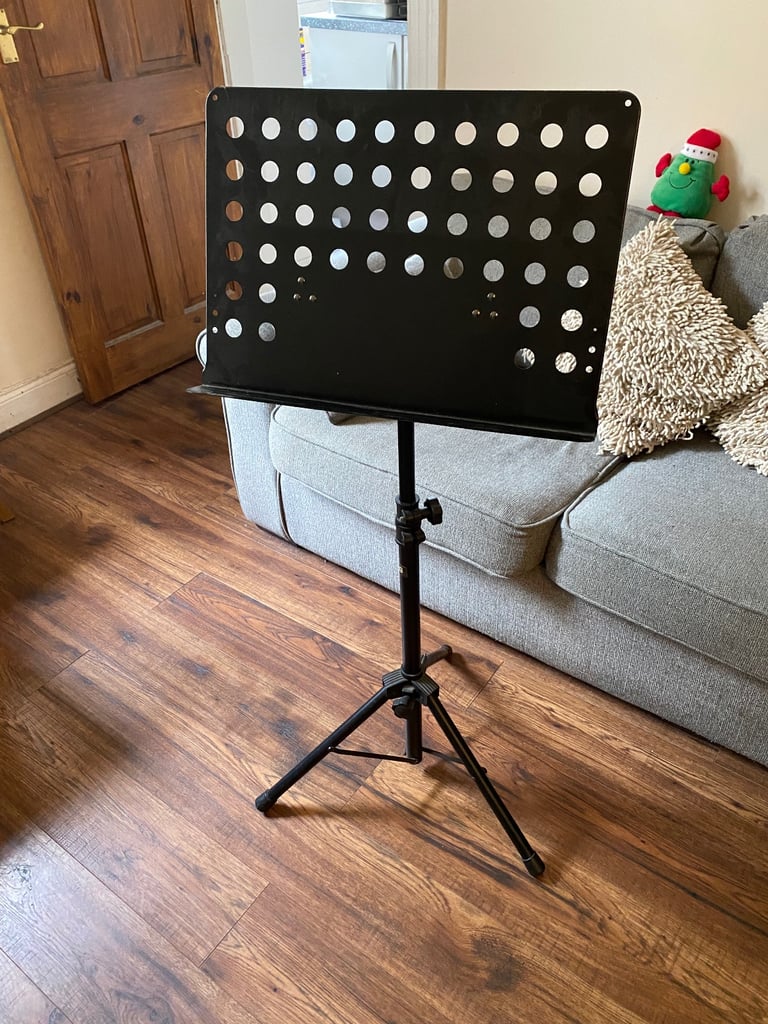 Music sheet stand