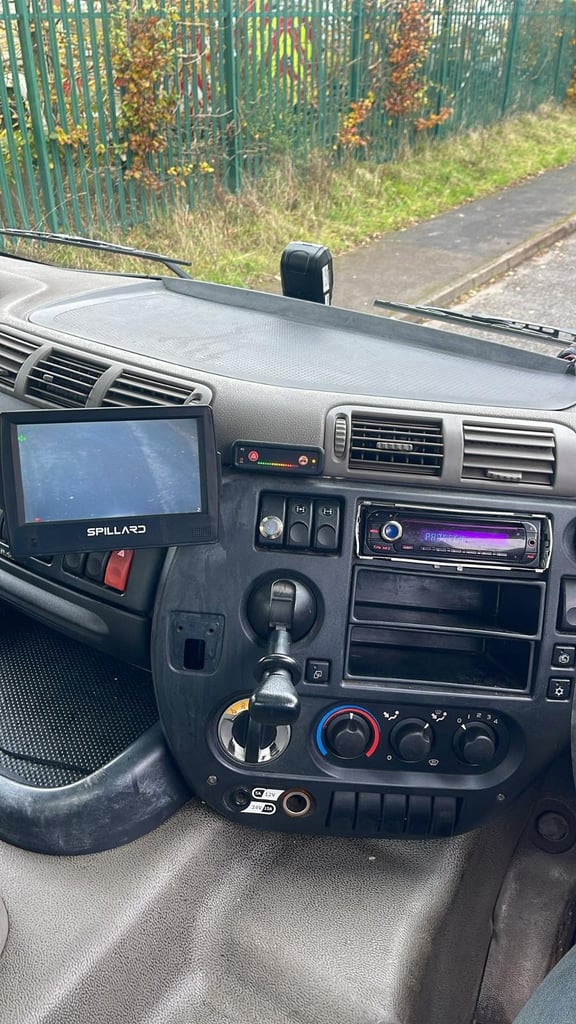 2013 (62) LEYLAND DAF CF 85 WHALE VACUUM TANKER. 32 TON GVW.  AUTO