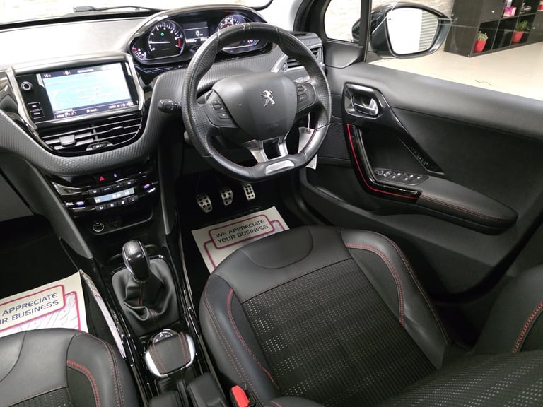 PEUGEOT 2008 1.2 PureTech GT Line Black Manual WARRANTY 12 MONTHS MOT