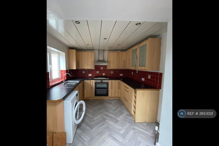 4 bedroom house in Donald Street, Newcastle Upon Tyne, NE3 (4 bed) (#2653021)