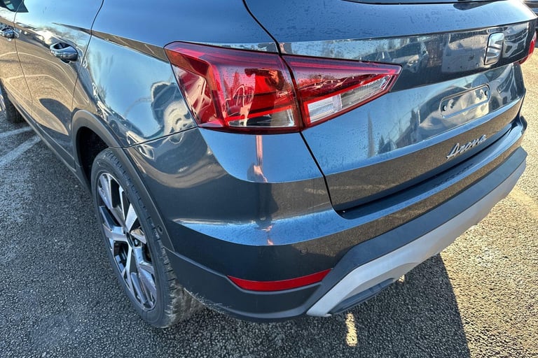 2025 SEAT Arona 1.0 TSI XPERIENCE Lux DSG Euro 6 (s/s) 5dr SUV PETROL Automatic