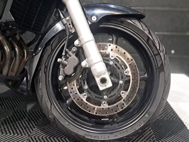 2005 54 YAMAHA FZS600 FINANCE SPECIALISTS APPLY NOW