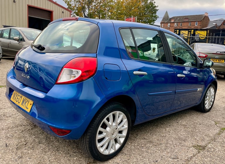 2010 Renault Clio 1.2 TCE Dynamique TomTom 5dr HATCHBACK Petrol Manual