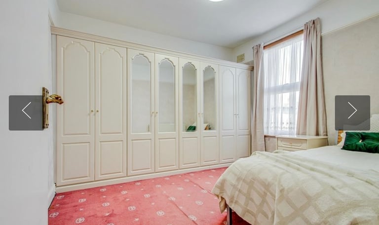 4 BED/2BATH HOUSE NW2 CASH BUYERS ONLY