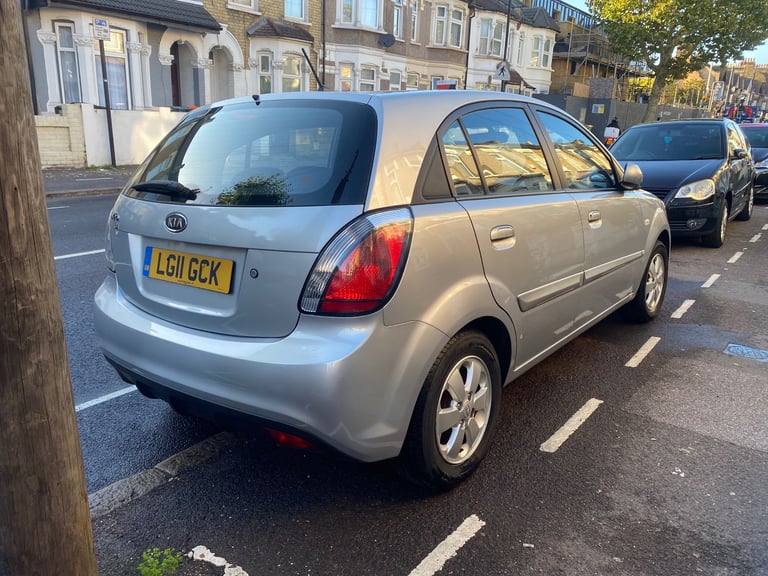 Kia, RIO, Hatchback, 2011, Manual, 1399 (cc), 5 doors
