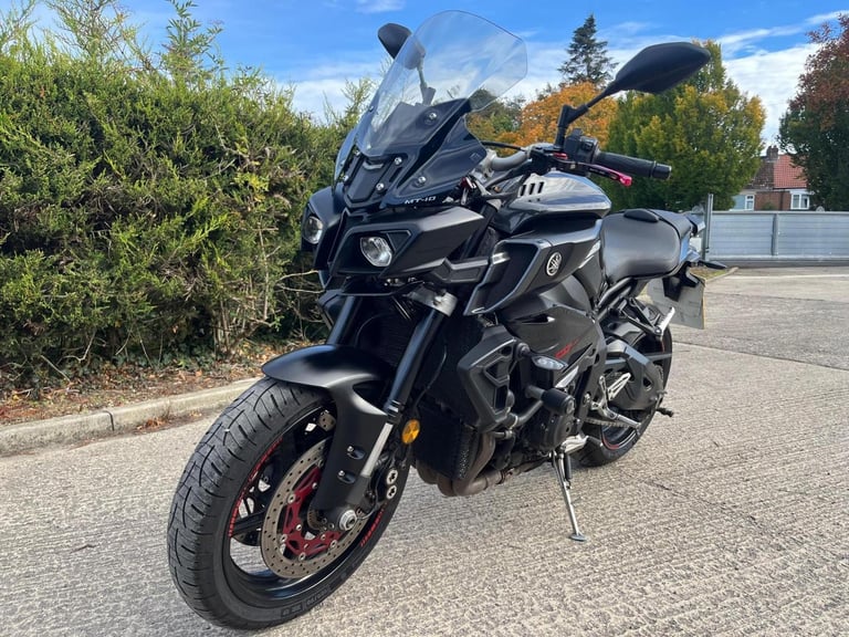 2017 17 YAMAHA MT10 MTN1000 MT-10 NAKED MUSCLE 1000 BLACK MINT 14k MILES SH