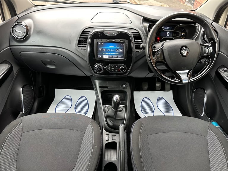 2014 Renault Captur 1.5 dCi 90 Dynamique MediaNav Energy 5dr - JUST SERVICED - FULL MOT HATCHBACK...