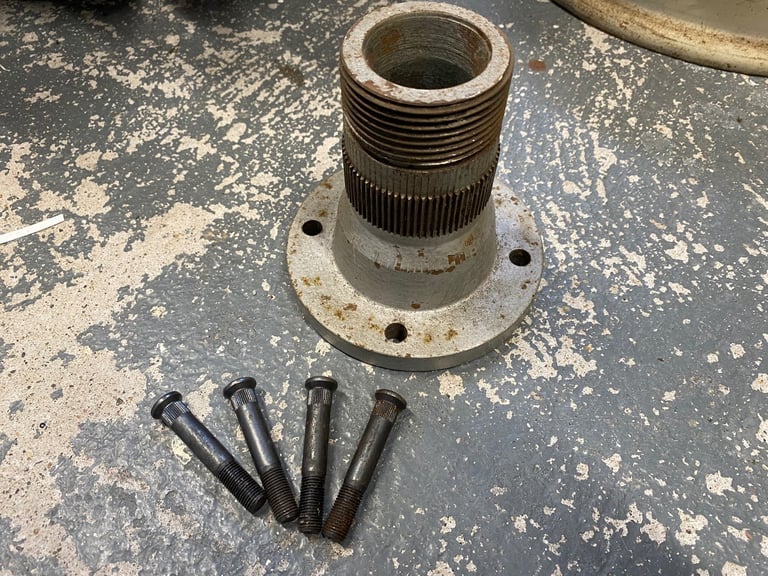 Wire wheels (4)