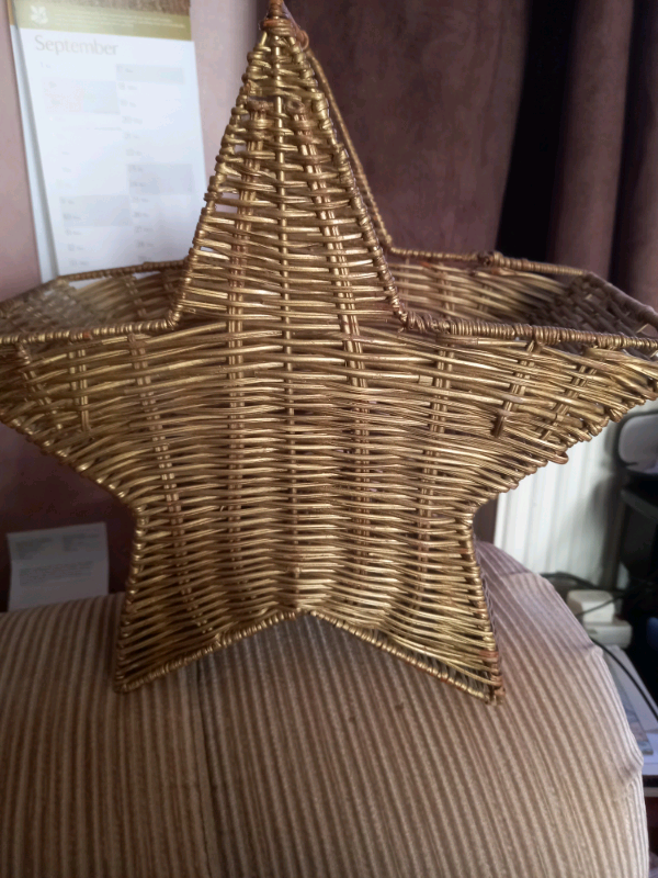 Wicker basket,  star shape,  gold look.