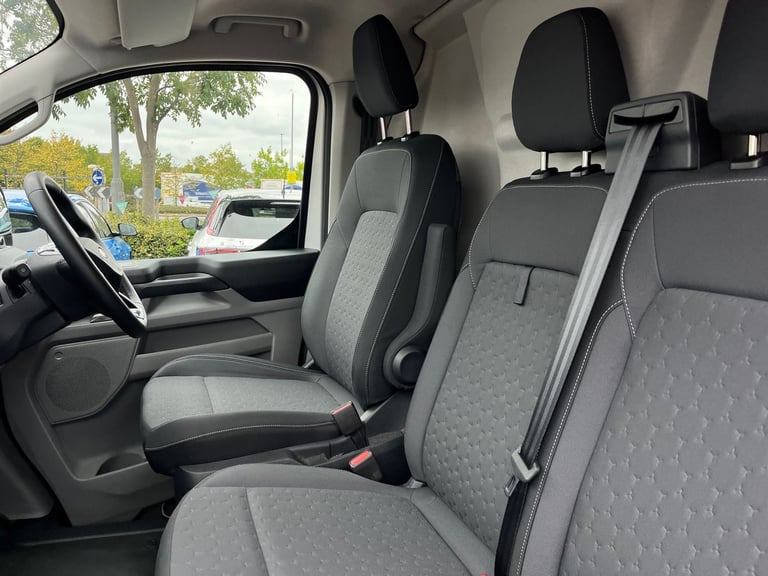  Ford Transit Custom 2.0 280 Ecoblue Limited Panel Van 5dr Diesel Auto L2 H1