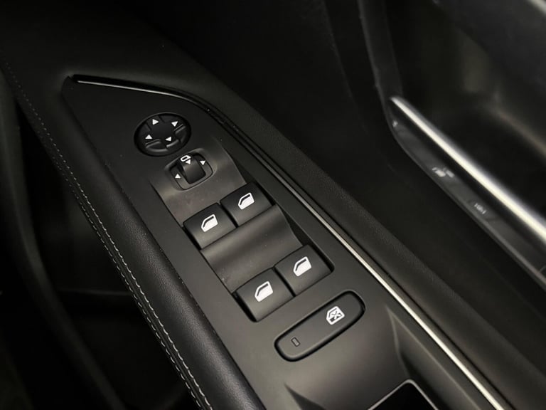 2020 Peugeot 3008 1.2 PureTech Allure 5dr HATCHBACK PETROL Manual