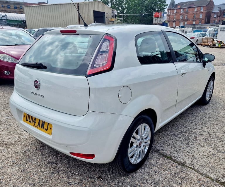 2014 Fiat Punto 1.2 Easy 3dr HATCHBACK Petrol Manual