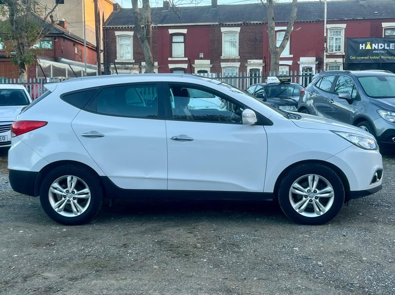 2013 Hyundai Ix35 1.7 CRDi Premium 5dr 2WD ESTATE DIESEL Manual