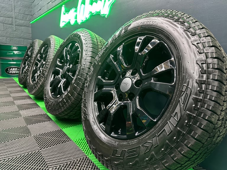 Genuine Ford Ranger Wildtrak 18" black Alloy Wheels & matching 6/8mm+ Falken Wildpeak AT tyres!