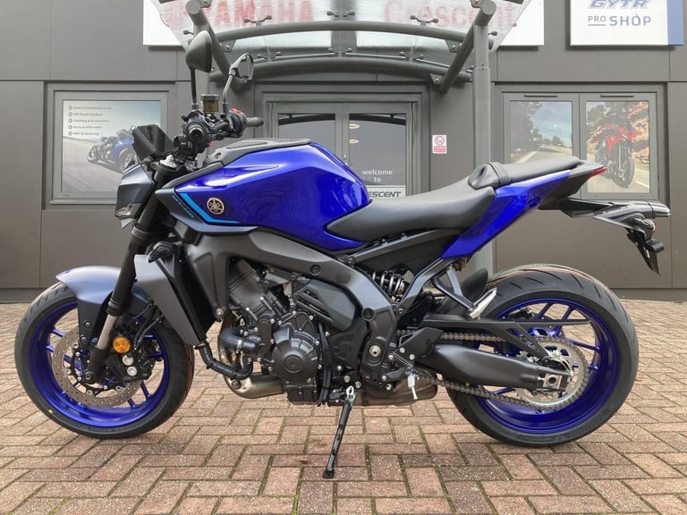 YAMAHA MT-09 Y-AMT - ICON BLUE - BRAND NEW - SAVE 500 AT CRESCENT YAMAHA!