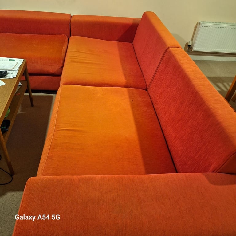 Sofas living room 4 piece very good condition 