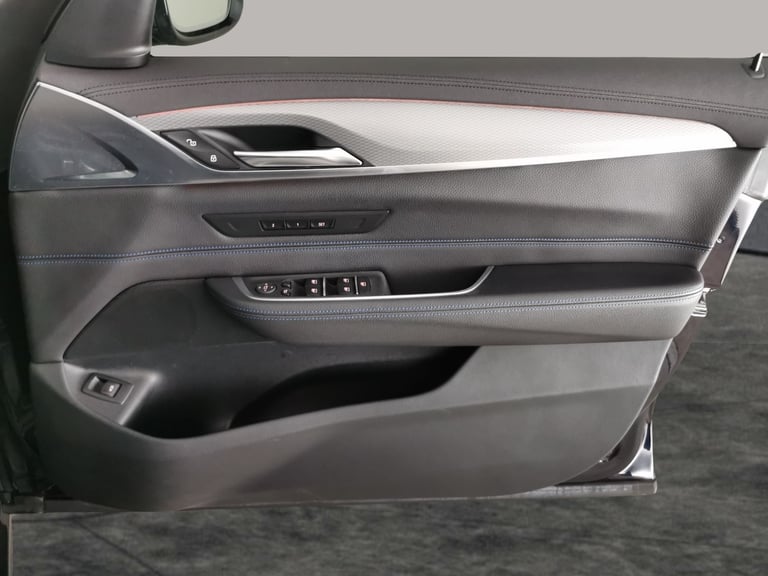 2020 BMW 6 Series Gran Turismo 2.0 620d M Sport GT 5dr Diesel Auto Euro 6 (s/s) (190 ps) - CARPLA...