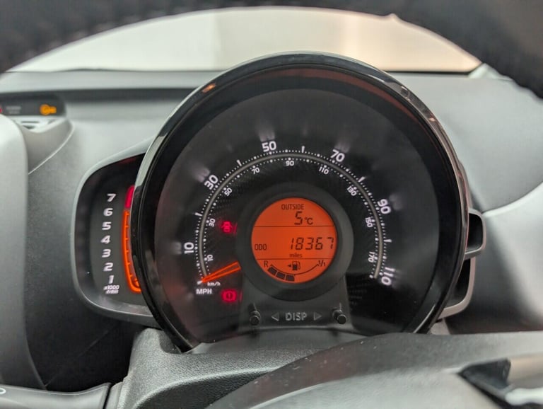 2019 Toyota AYGO 1.0 VVT-i x-play Hatchback 5dr Petrol Manual Euro 6 (71 ps) - AIR CON, DAB, HATC...