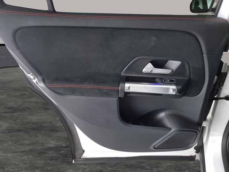 2022 Mercedes-Benz GLB GLB 220d 4Matic AMG Line Prem Plus 5dr 8G-Tronic ESTATE DIESEL Automatic