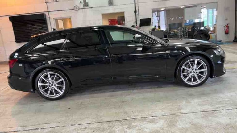 2022 Audi A6 Avant 2.0 TDI 40 Black Edition Estate 5dr Diesel S Tronic quattro Euro 6 (s/s) (2 Es...