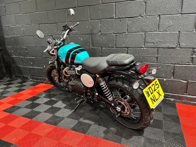 2025 25 TRIUMPH SCRAMBLER 900 900 ROADSTER/RETRO PETROL MANUAL EURO 5 (65 PS)