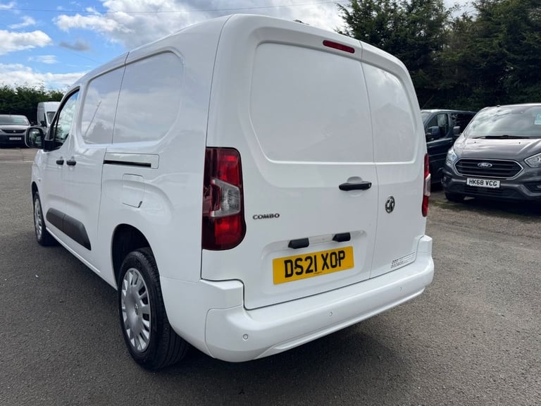 2021 Vauxhall Combo 1.5 Turbo D 2300 Sportive Panel Van 6dr Diesel Manual L2 H1 Euro 6 (100 ps) P...