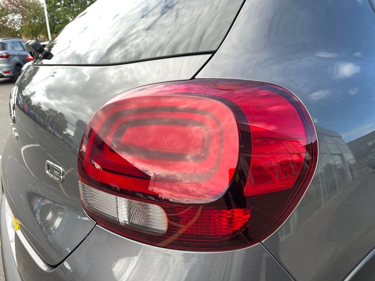  Citroen C3 1.2 Puretech Saint James Hatchback 5dr Petrol Eat6 Euro 6 s/s 110 Ps