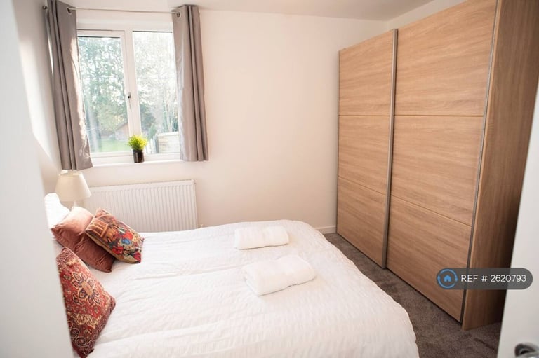 2 bedroom flat in Bicester Road, Kidlington, OX5 (2 bed) (#2620793)