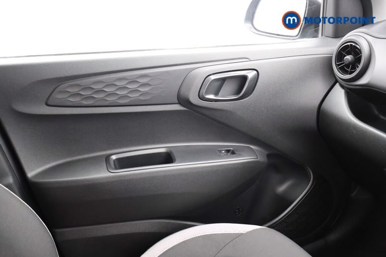 2022 Hyundai i10 1.0 MPi SE Connect 5dr Auto Hatchback Petrol Automatic