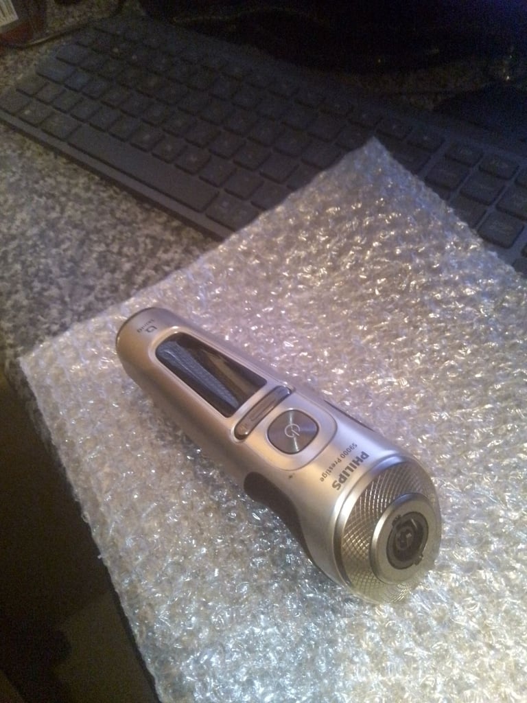 Philips shaver