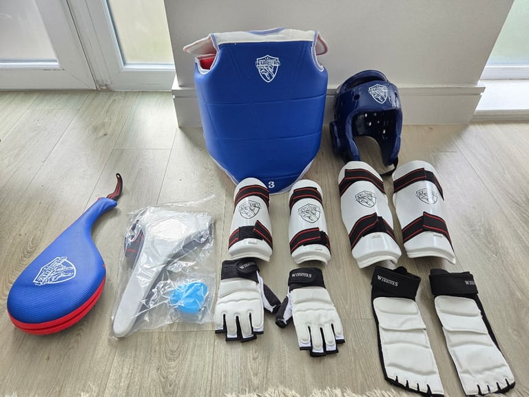image for Martial Arts taekwondo gear uniform