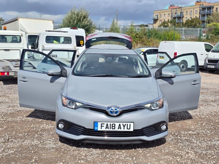 2018 Toyota Auris 1.8 VVT-h Icon CVT Euro 6 (s/s) 5dr Hatchback Hybrid Automatic