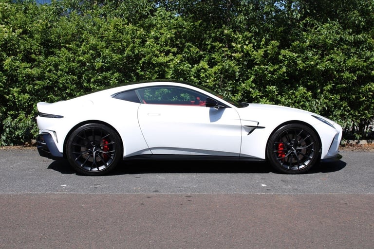 2024 Aston Martin Vantage 4.0 V8 Coupe 2dr Petrol Auto Euro 6 (665 ps) HATCHBACK Petrol Automatic