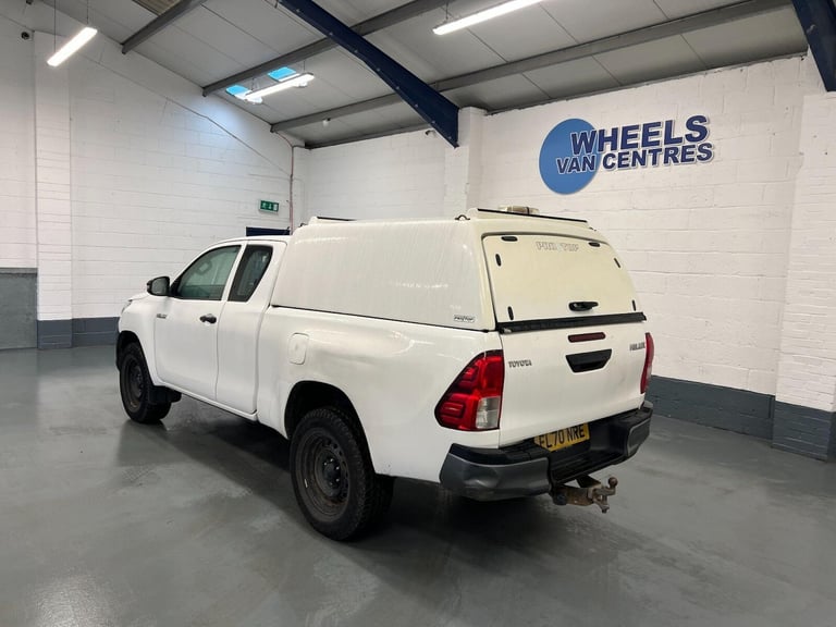 2020 Toyota Hilux 2.4 D-4D Active Extra Cab Pickup 4WD Euro 6 (s/s) 4dr Pickup Diesel Manual