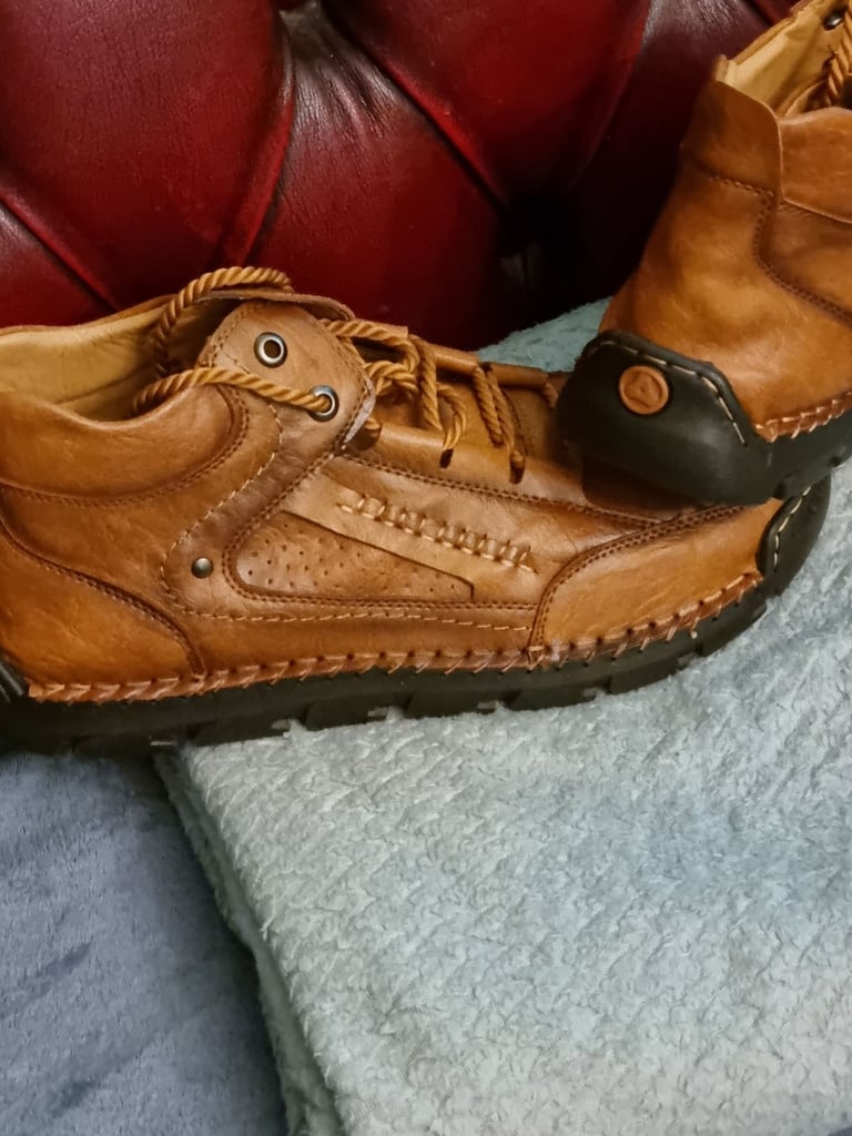 image for Moccasin style real leather boots 