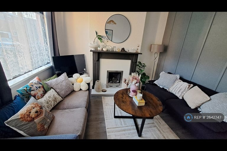 2 bedroom house in Broomfield Road, Coventry, CV5 (2 bed) (#2642747)