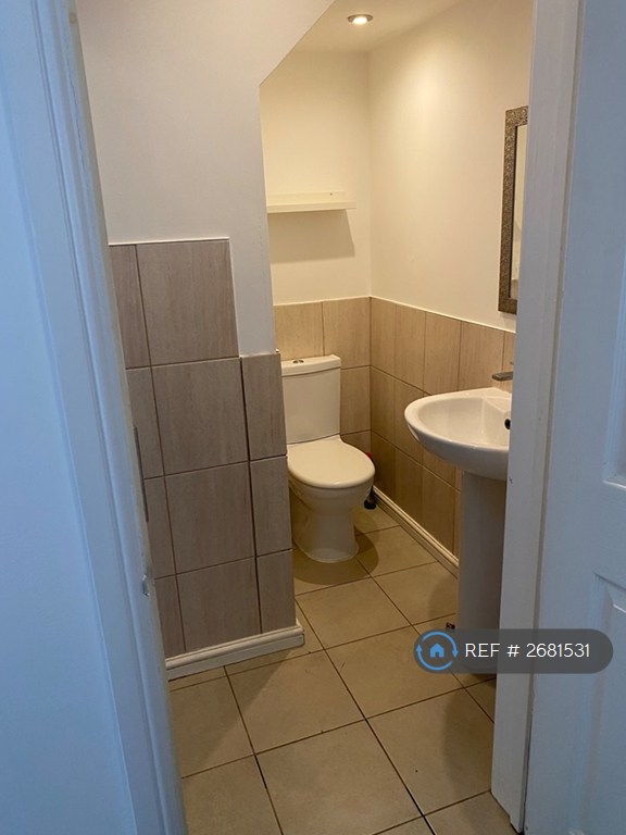 1 bedroom flat in Heygate Av, Southend, SS1 (1 bed) (#2681531)
