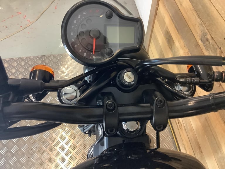 Hyosung GV 125 S AQUILA