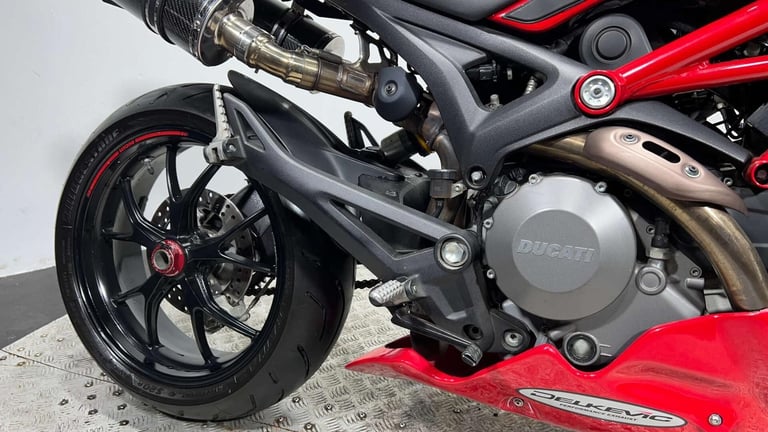 Ducati Monster [Phone number removed]K STREETFIGHTER WARRANTY NEW MOT RIDES GREAT