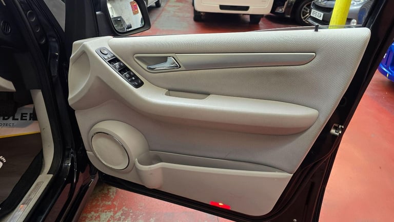 2012 Mercedes-Benz A-Class 2.0 A180 CDI Avantgarde SE CVT 5dr HATCHBACK Diesel Automatic