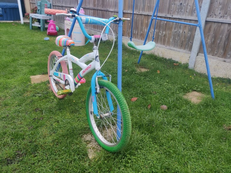 Girls bike