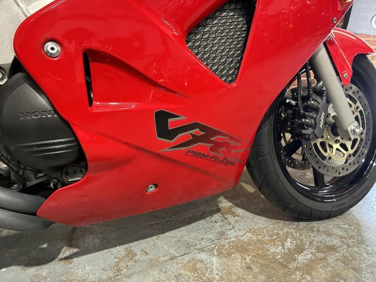 Honda VFR 800 - For sale in Chesterfield