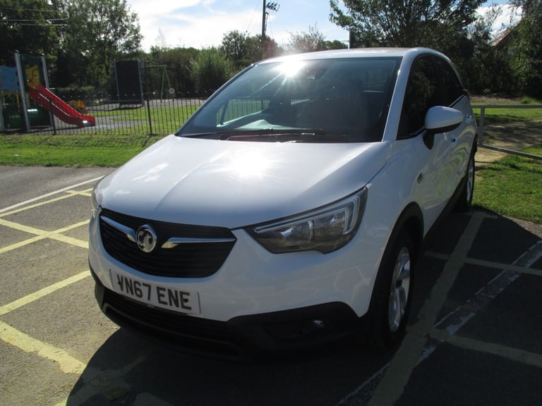 Vauxhall Crossland X SE