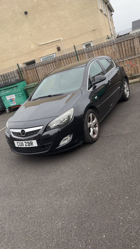 Vauxhall, ASTRA, Hatchback, 2011, Manual, 1956 (cc), 5 doors