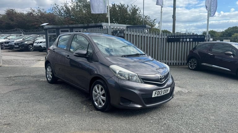 2013 Toyota Yaris VVT-I TR Hatchback Petrol Manual